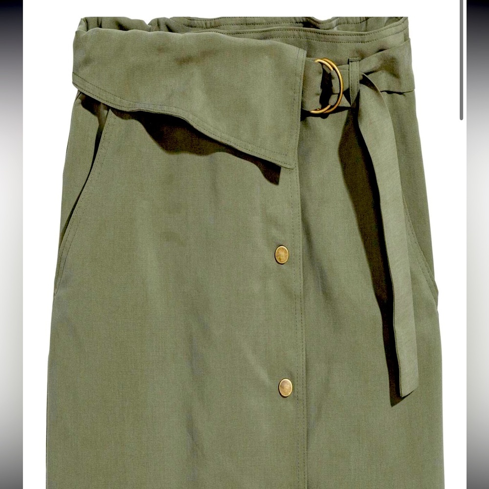 LYOCELL WRAP SKIRT
COLOR:Khaki green